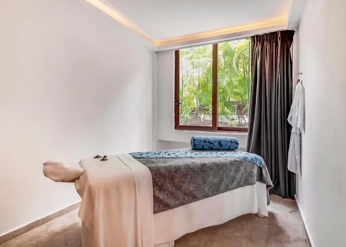 Resort The Explorean 4*