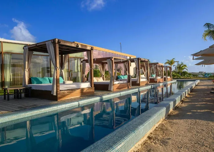 Resort The Explorean 4*